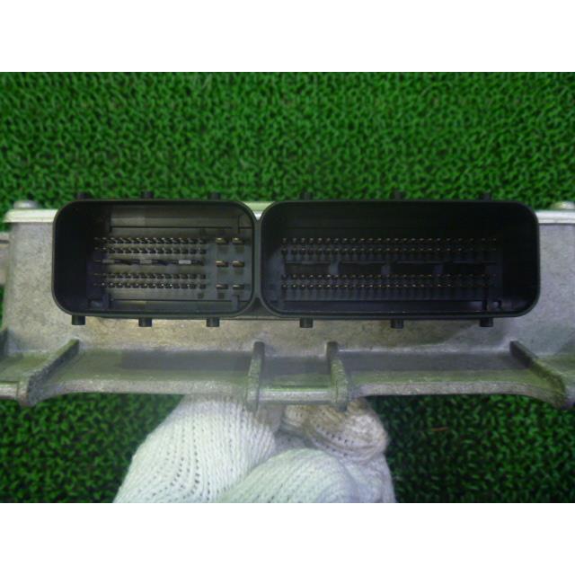 ベンツ Aクラス DBA-169032 エンジンコンピューター : 中古部品の
