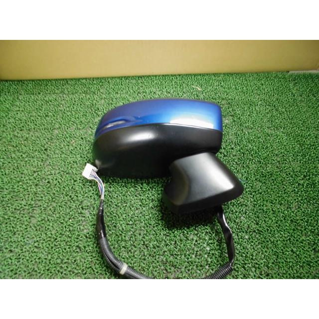 フィット DAA-GP5 右サイドミラー ドアミラー NH830M 57917 ドアミラー 