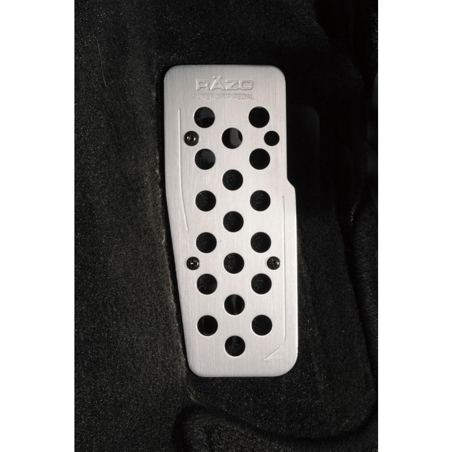 【新品】【未使用】Maiker デッドペダル フットレストパッド 車用 カーメイト（CARMATE） 車 フットレスト ペダル RP124 スーパー