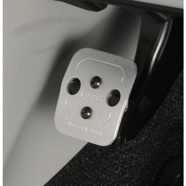 車 ペダル AT用 RP125 スーパーグリップペダル パーキングブレーキ RAZO ペダル ペダルカバーセット razo carmate (R80) | カーメイト | 02