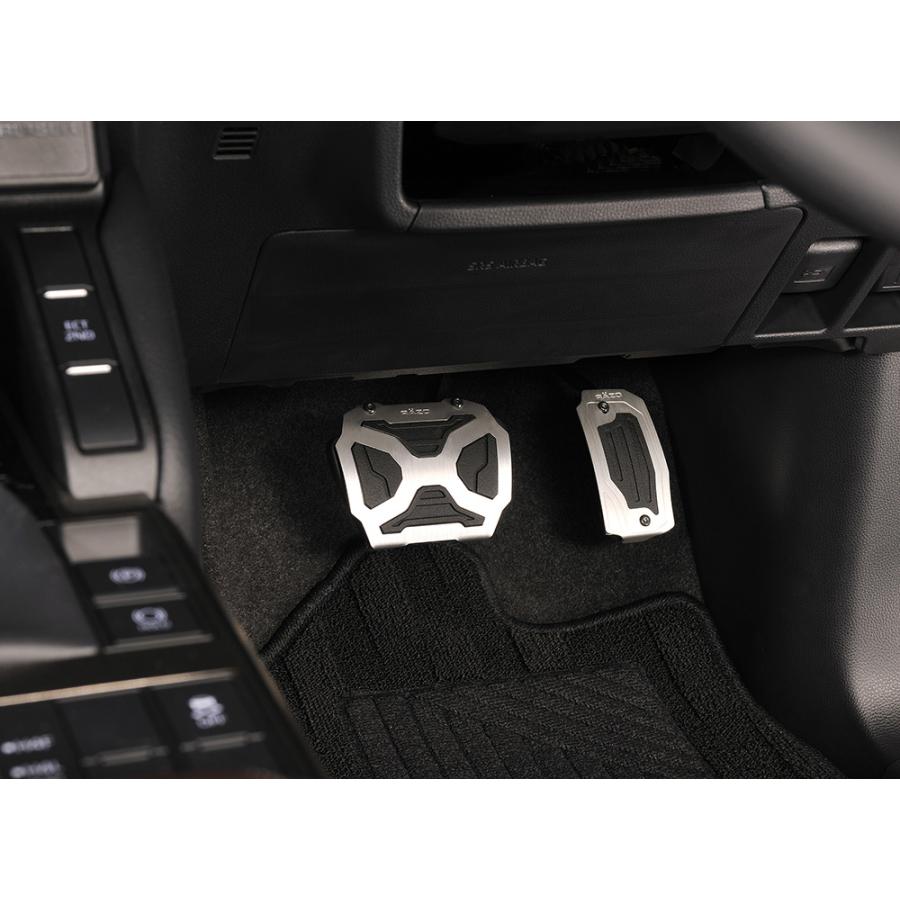 ランクル250 ＆ 300 カスタム アルミ スポーツ ペダル RAZO RP157