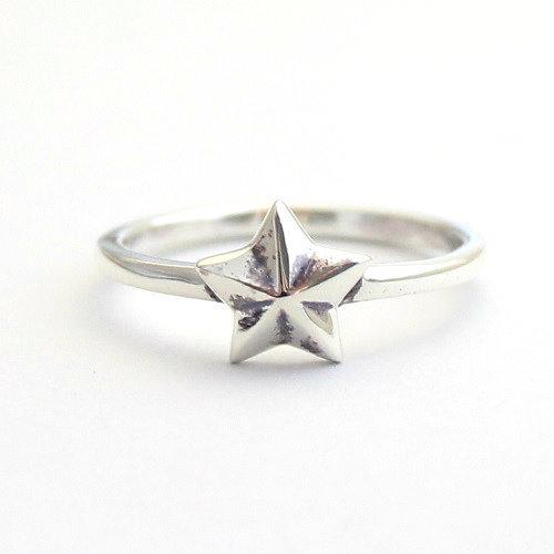 五芒星 シルバーリング ☆ ペンタグラム スター 星 リング 指輪