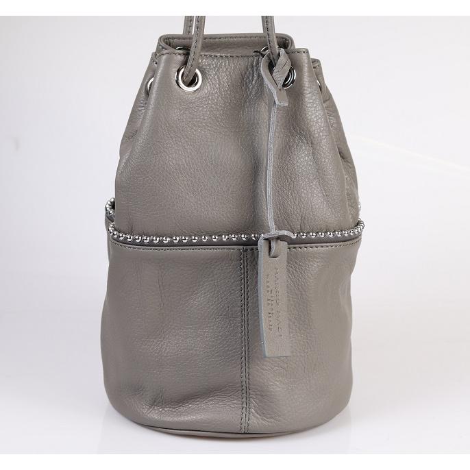 【新品タグ付未使用】marco masi レザーボールバッグ 定価¥28,600 MARCO MASI マルコマージ Marco Masi 巾着バッグ 3013B スタッズ