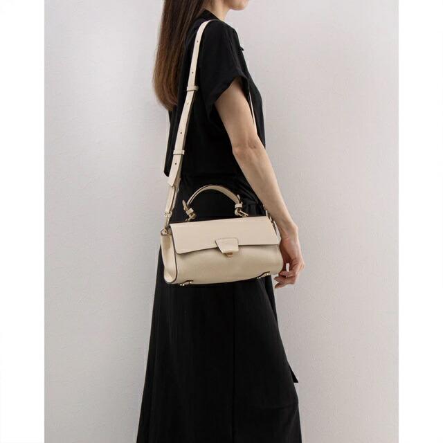 最終値下【極美品】ロリステッラ2WAYハンドバッグ ショルダーバッグ ロリステッラ loristella バッグ ハンドバッグ 2WAY LORISTELLA 2836