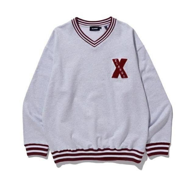 エクストララージ スウェット トレーナー Vネック ロゴワッペン ブラック XL XLARGE エクストララージ スウェット トレーナー X LOGO V NECK