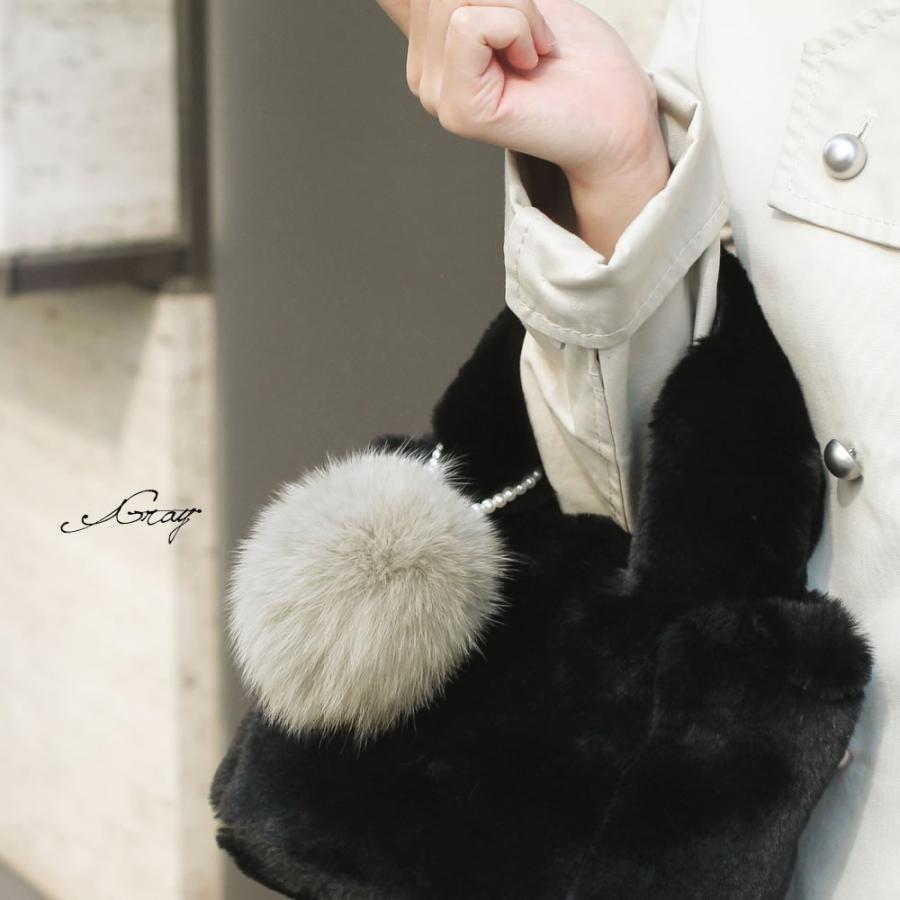 レディース ファー ポンポンチャーム パールチェーン リアルフォックス