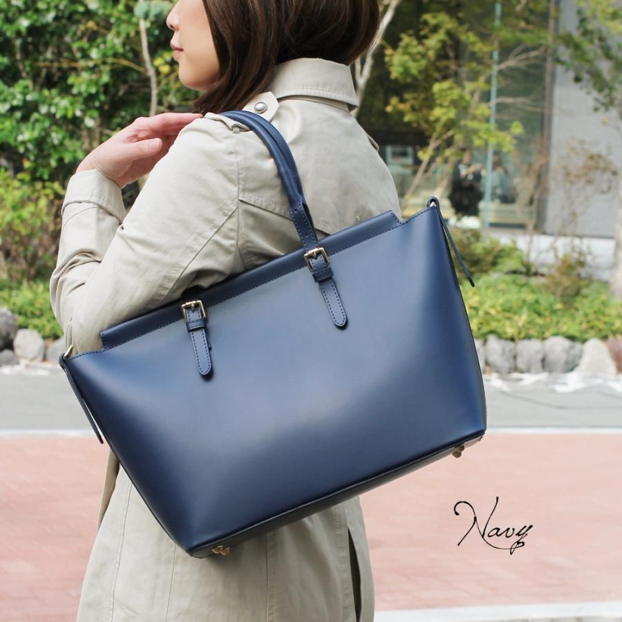 最大60%OFFクーポン 美品 本革 Megumi Ochi 牛革 CA スプリットレザー