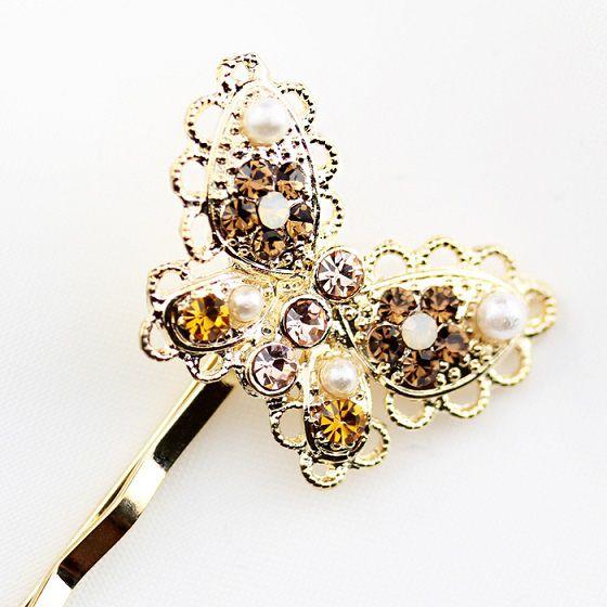 【送料無料】チェコストーン使用きらきらバタフライ　ヘアピン/ヘアアクセサリー　【髪飾り】【メール便：送料無】代引き可：送料別 |  | 01