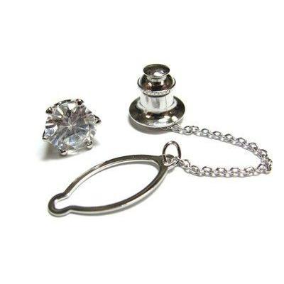 【送料無料】キュービックジルコニアを使用をしたシンプルゴージャスなタイタック【メール便：送料無】【代引き可：送料別】 |  | 01