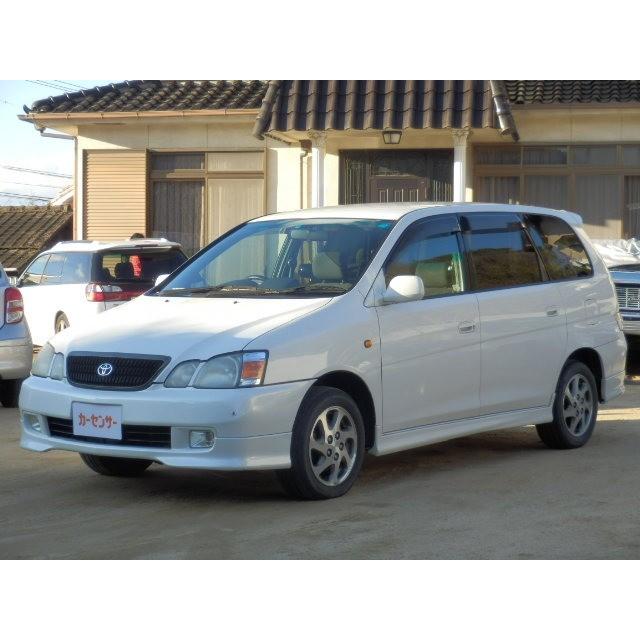 おすすめ トヨタ 3列シート 7人乗 エアロパッケージ 2 0 ガイア 中古車