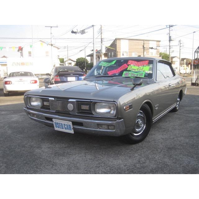 素晴らしい 日産 ベンコラ4速マニュアル6人乗りハードトップ 00gl グロリア 中古車