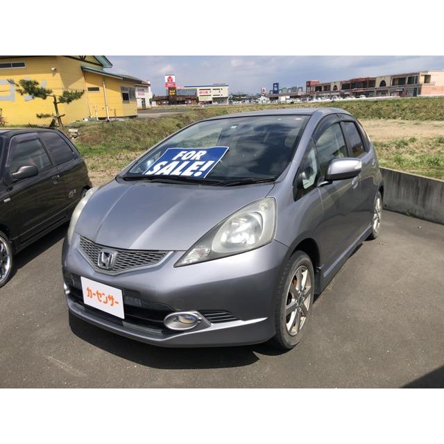 セール 登場から人気沸騰 ホンダ フィット 5速マニュアル Rs 1 5 中古車