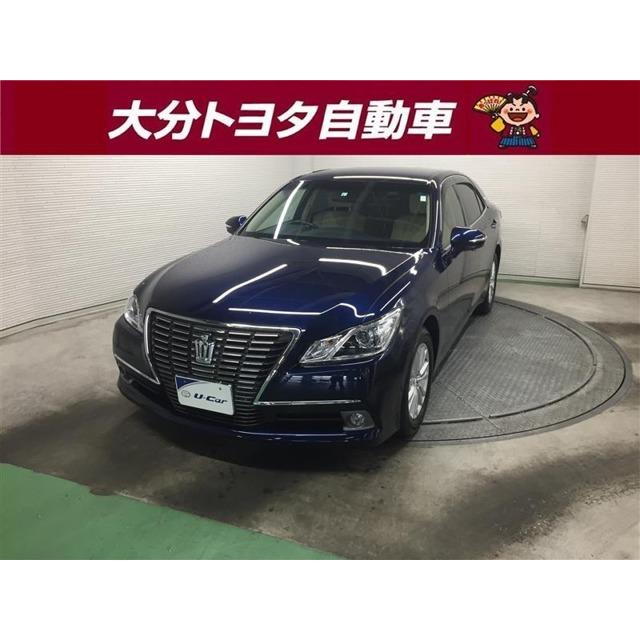 感謝の声続々 トヨタ クラウンロイヤル 2 5 ロイヤルサルーン 1年間距離無制限保証 中古車 Ferenda Unilibre Edu Co