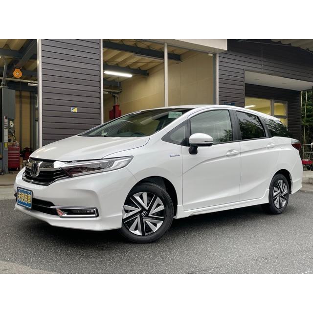 肌触りがいい ホンダ シャトル 1 5 ハイブリッド X ホンダセンシング 登録済未使用車 中古車