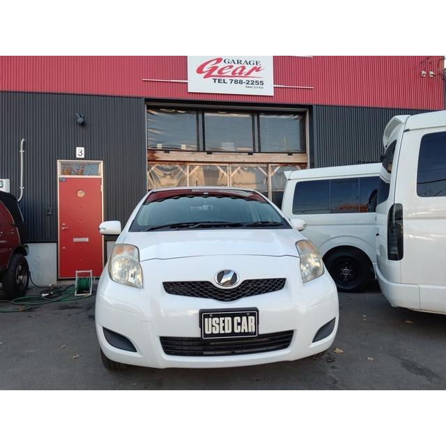 初売り トヨタヴィッツ1 3 F 4wd 夏 冬タイヤ付き