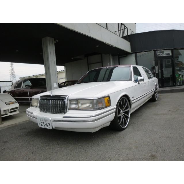 タウンカー カーセンサー お客様送迎車使用していました天井レザー Dvdビデオ前後モニター パーテーションタイプタイプ Vu タウンカー 内装豪華 ショートリムジン 自動車 Vu 高額上品売筋 最前線の スーパーsale価格