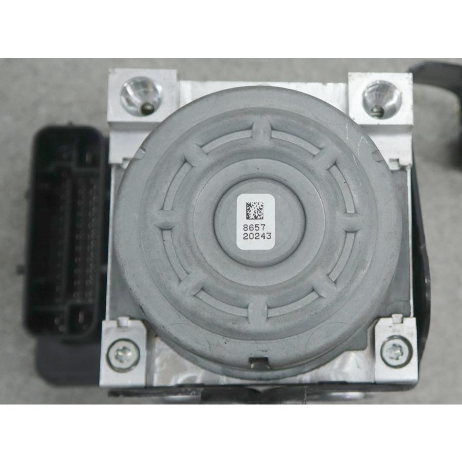BMW 1シリーズ F20 116i DBA-1A16 DSC ABSアクチュエーター 3451 