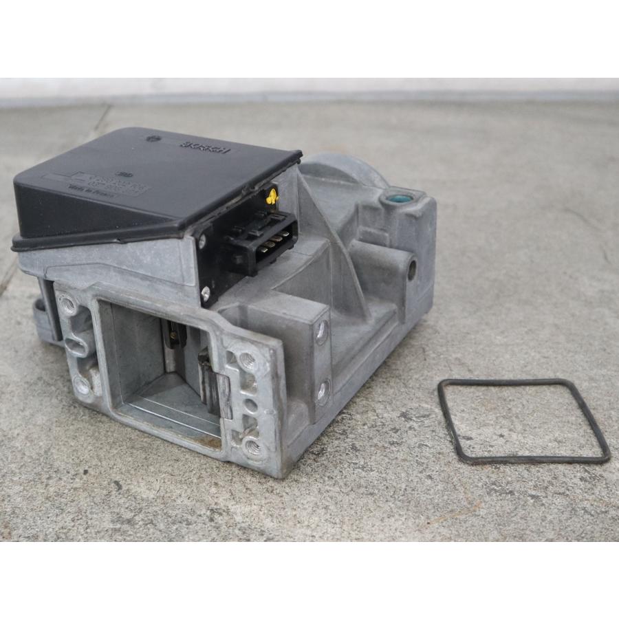 フォルクスワーゲン ゴルフ カブリオ 152HK エアフロメーター BOSCH 0