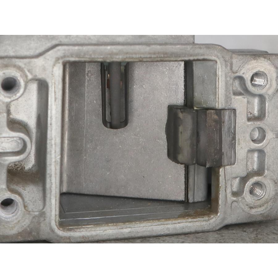 フォルクスワーゲン ゴルフ カブリオ 152HK エアフロメーター BOSCH 0