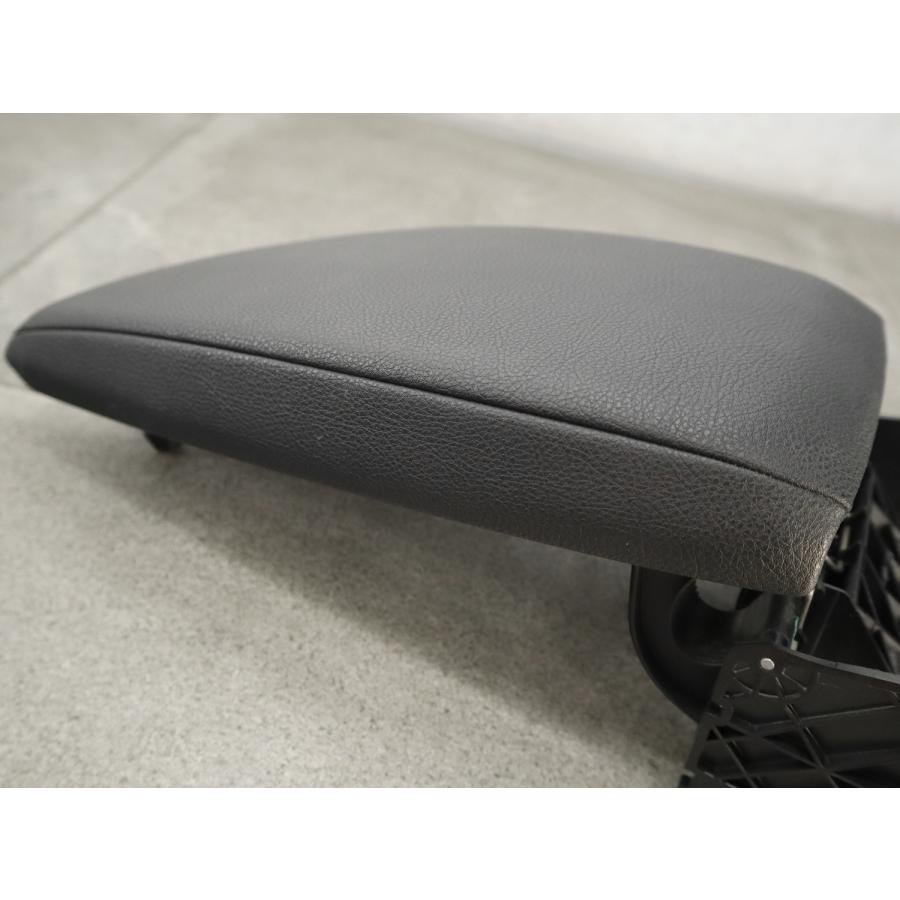 即決】 BMW 1シリーズ F20 1A16 116i フロントセンター アームレスト