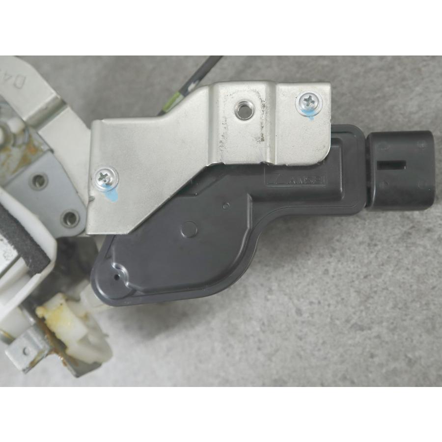 H18年 スズキ エブリィ バン EBD-DA64V 左 フロント ドアロック