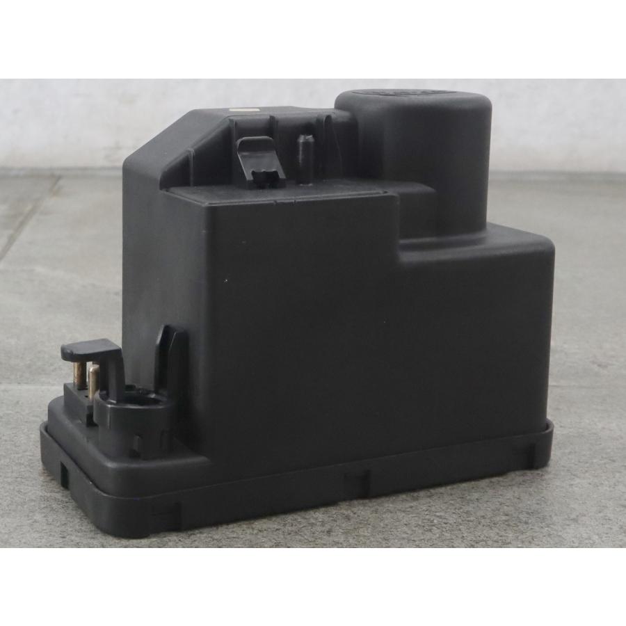 メルセデスベンツ W124 ドアロックポンプ （セントラルロッキング