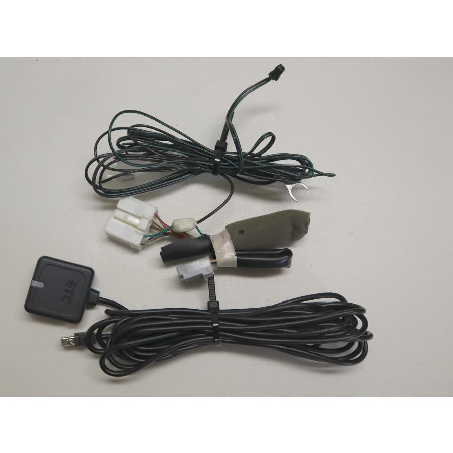 ダイハツ ハイゼット トラック 3BD-S510P AM/FM ラジオチューナー