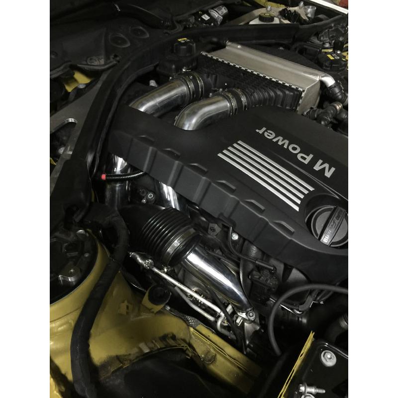 BMW M4(F82用)チャージパイプ&ブーストパイプキット/ブラック BMW M4(F82用)チャージパイプ&ブーストパイプキット/ブラック