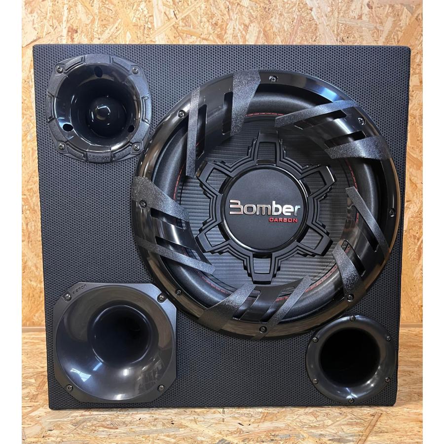 BOMBER バスレフ 3WAY ボックストランクオーディオ左側