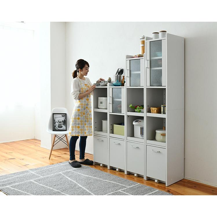 秋冬の主役◎ キッチンラック 高さ160 幅33 食器棚 ミニ おしゃれ 家電ラック 収納棚 すきま 隙間収納 コンパクト 収納 スリム ラック 棚 扉付 キッチンラック 【1604264865】(10495円)