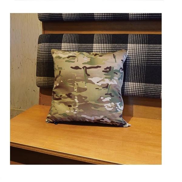 NO.10　クッション 4943463615038 |  | 01