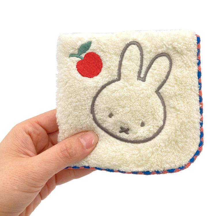 ミッフィー ふわふわ刺繍ハンカチーフ 黄 051664 Dick Bruna miffy｜cast-shop｜03