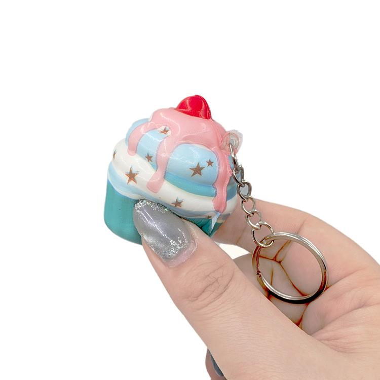 種類はおまかせ】 カップケーキ スクイーズ ミニ : キャラクター雑貨