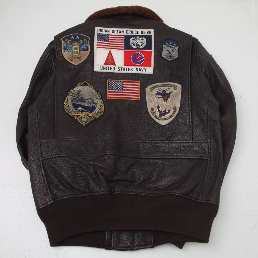 （激レア）AVIREX トップガン　(裏面が台湾国旗) 激レア）AVIREX トップガン (裏面が台湾国旗) - メルカリ