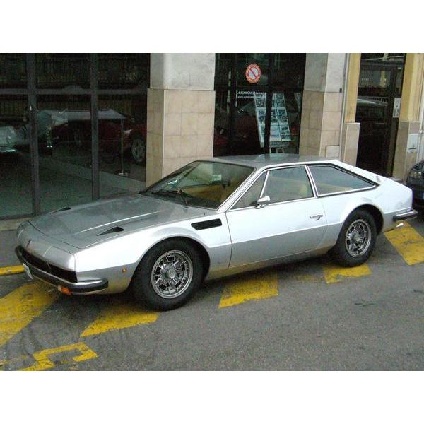 1/43 ランボルギーニ ハラマ Lamborghini Jarama 1974 シルバー 銀