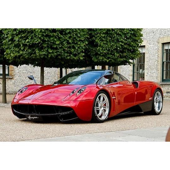 1/18 パガーニ ウアイラ Pagani Huayra red black 赤 黒 レッド