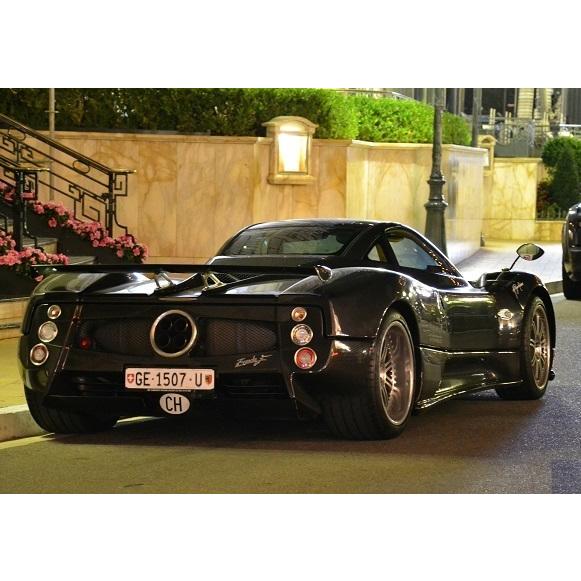 1/18 パガーニ ゾンダ Pagani Zonda C12 黒 ブラック black 2004