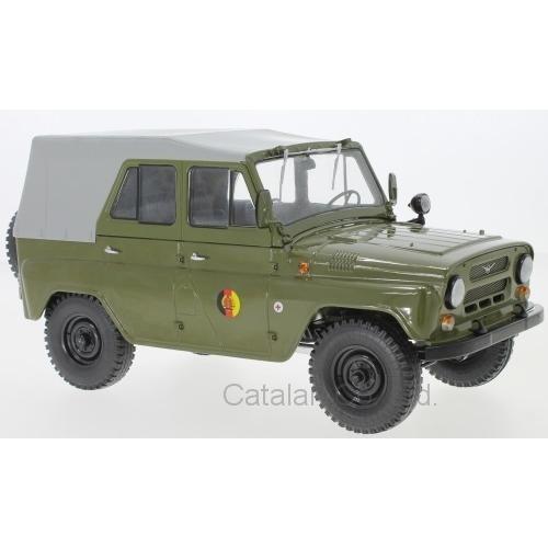 1/18 ワズ UAZ 469 NVA ソビエト ソヴィエト 軍用 ジープ ソ連 Premium 梱包サイズ80