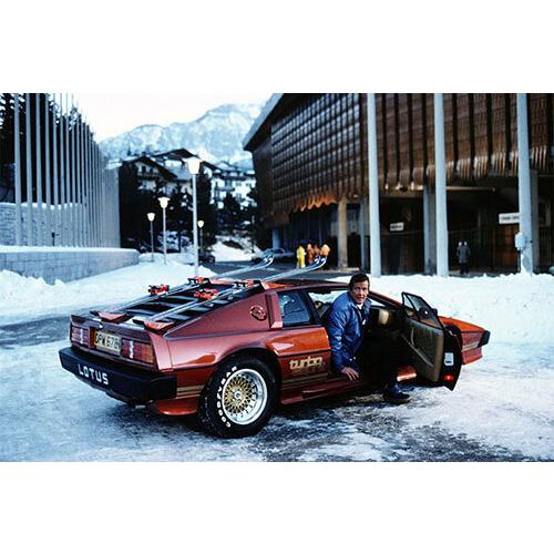 1/36 ロータス エスプリ ターボ Lotus Esprit Turbo ジェームズボンド