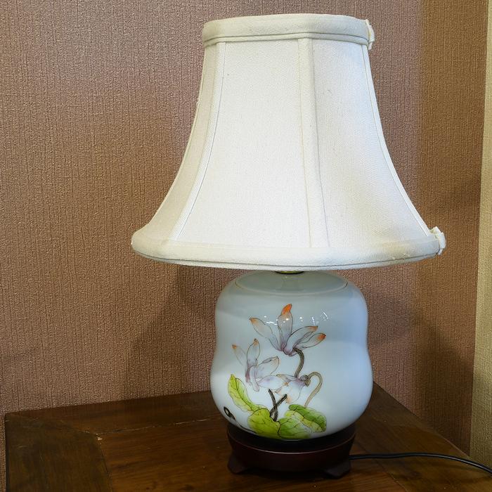 陶器ランプ テーブルランプ / 本体：陶器 アジアンリゾート 間接照明 