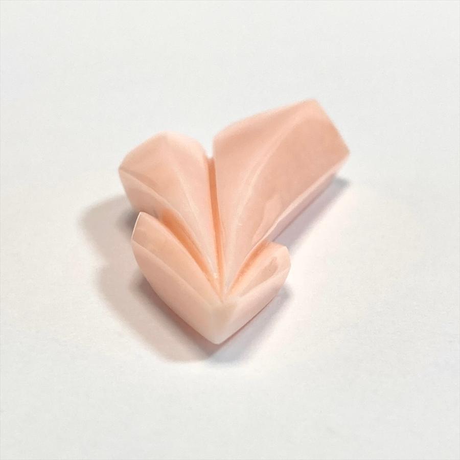 珊瑚 裸石 ルース 姫サンゴ 白珊瑚 ピンク 彫り 板 天然 : キャセイ