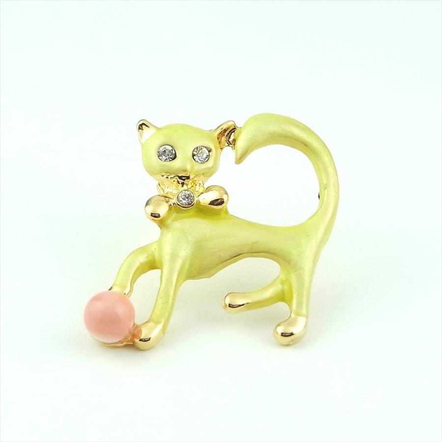 珊瑚 ブローチ 姫珊瑚 白珊瑚 4.7mm玉 猫 黄色 金色 :co-0033:キャセイ