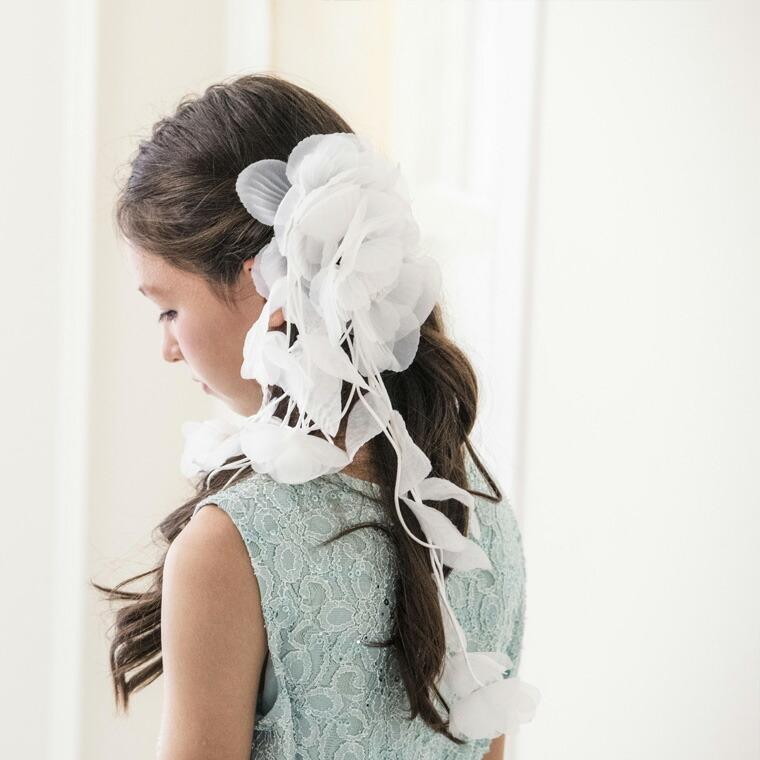 2wayコサージュ ヘアクリップ 安全ピン 大輪の白い花 フォーマル バラ 髪飾り 結婚式 発表会 和装 ドレス Tak Pcac055 キャサリンコテージ 通販 Yahoo ショッピング
