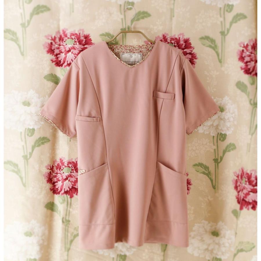 レディース 小花柄がアクセントの医療用カラースクラブ 半袖 トップス ピンク おしゃれ ナース服 看護服 白衣 Takキャサリンコテージ Tm1067 キャサリンコテージ 通販 Yahoo ショッピング