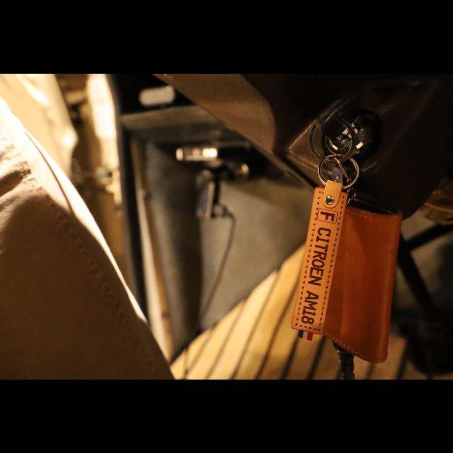 ユーロナンバープレートキーホルダー 本革 名入れ 両面 刻印 ギフト用 プレゼント メンズ レディース 日本製 おしゃれ 車好きへのプレゼント 父の日