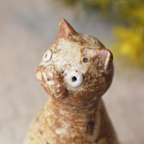 スマート猫 置きもの オブジェ 陶器 信楽焼 猫 手作り 利十郎窯 |  | 04