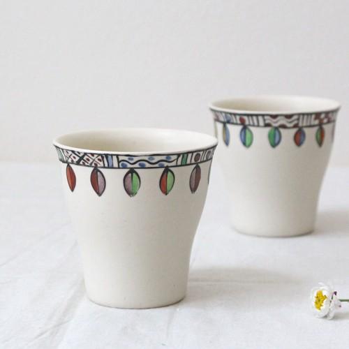 葉っぱ柄 湯飲み 陶器 カップ 白 廣川みのり 和食器 ゴブレット