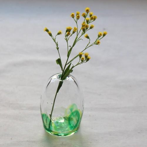 ガラス花　花瓶 一輪挿し 手作り 花器 風船型 透明 midori 吹きガラス 花瓶