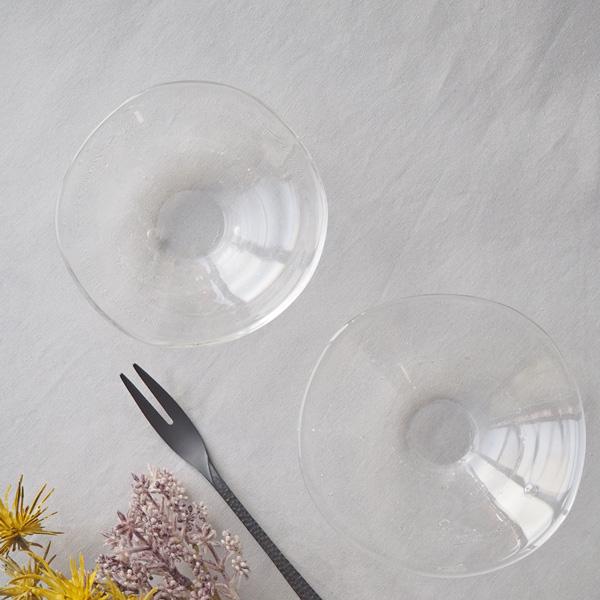 ガラス小鉢 透明 丸皿 ミルキーウェイ φ11cm tonari 吹きガラス