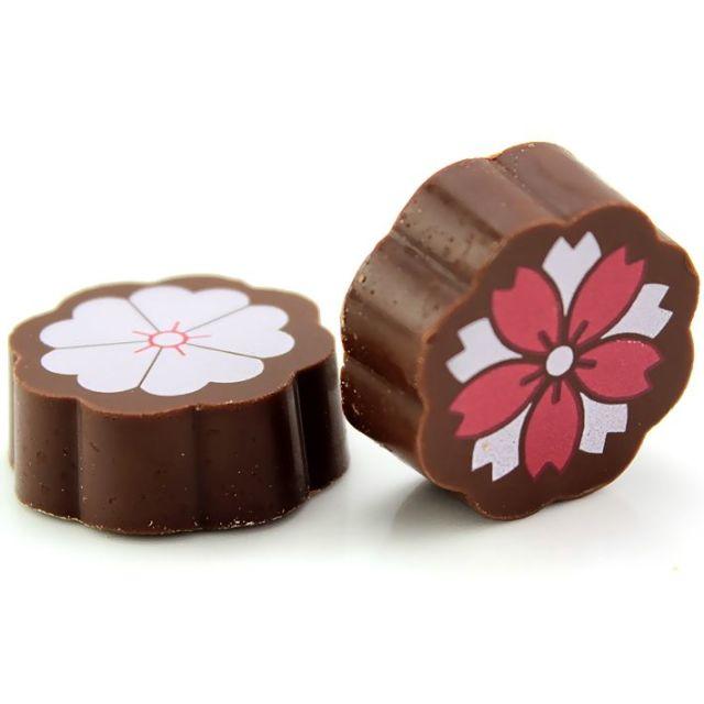 モンロワール（Mon Loire） 桜花紋 15個入 神戸土産 チョコレート